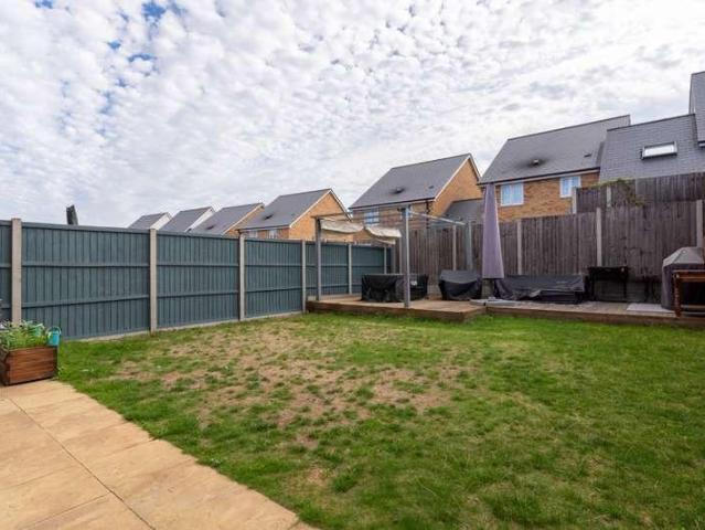 House for sale in Westcourt, Hamerton