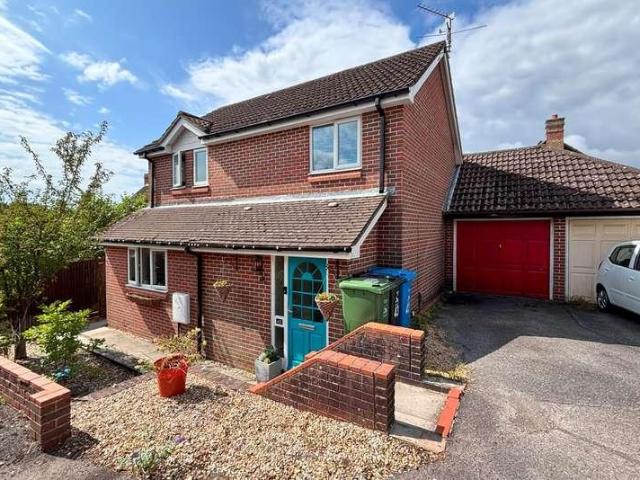 House for sale in Creekmoor, Poole