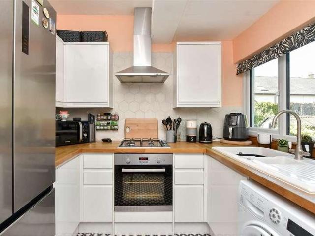 House for sale in Chilton, Acol