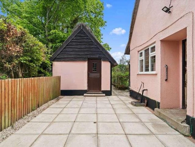 House for sale in Hale