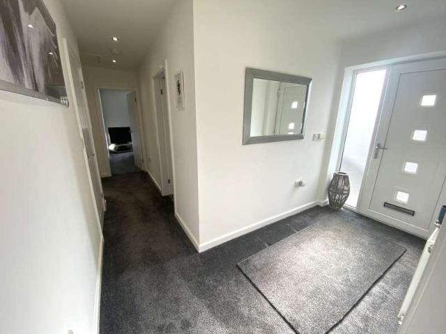 House for sale in Shaw Side, Oldham
