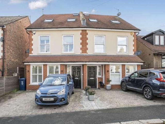 House for sale in New Barnet, Greater London