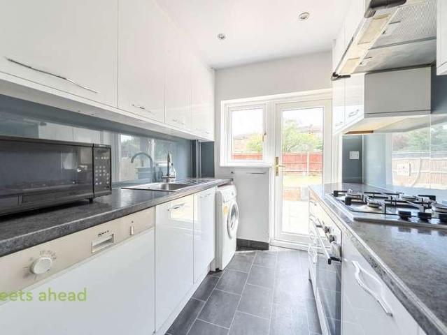 House for sale in London Borough of Croydon, Thornton Heath