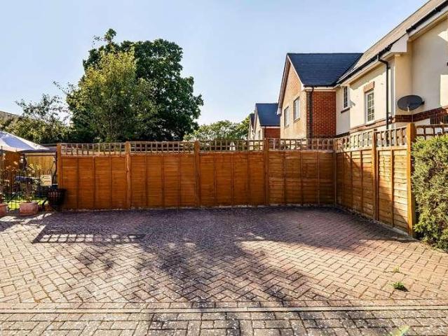 House for sale in Spring Vale, Hampshire