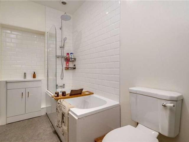 House for sale in Low Harrogate, Harrogate
