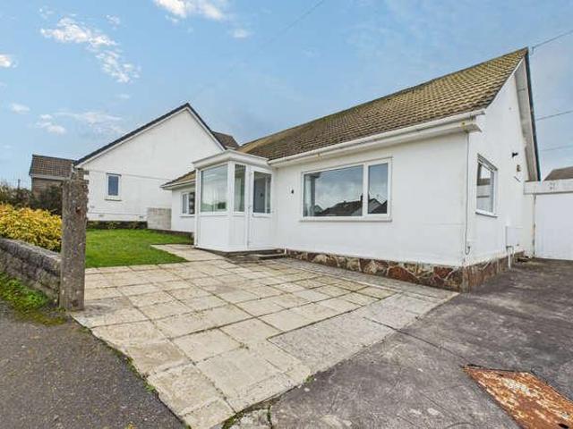 House for sale in Hayle, Cornwall