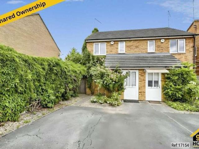 House for sale in Great Billing, Little Billing