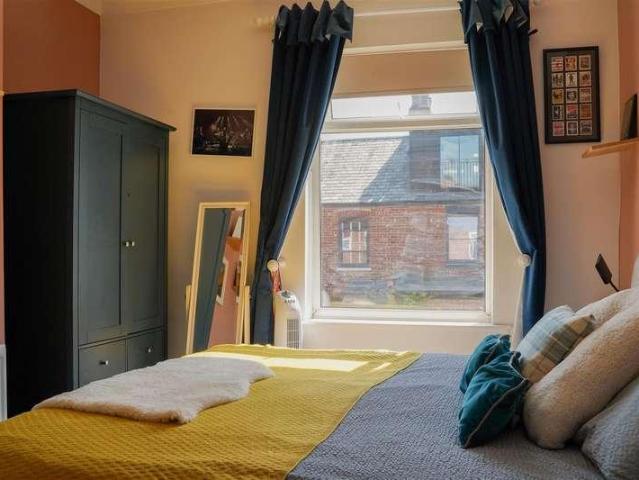 House for sale in Georgia, Greater Manchester