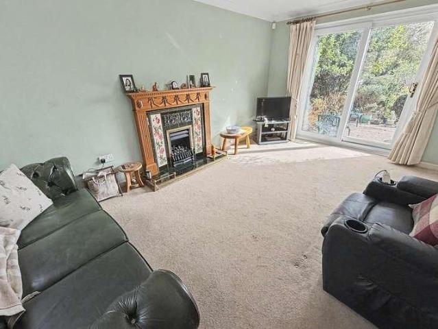 House for sale in Shitterton, Bere Regis