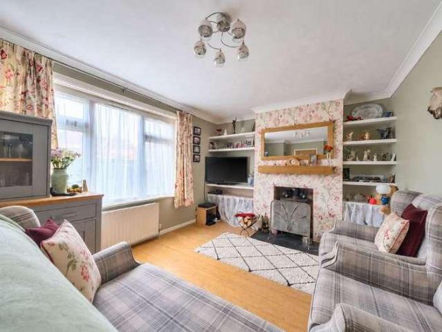 House for sale in Findon, Arun