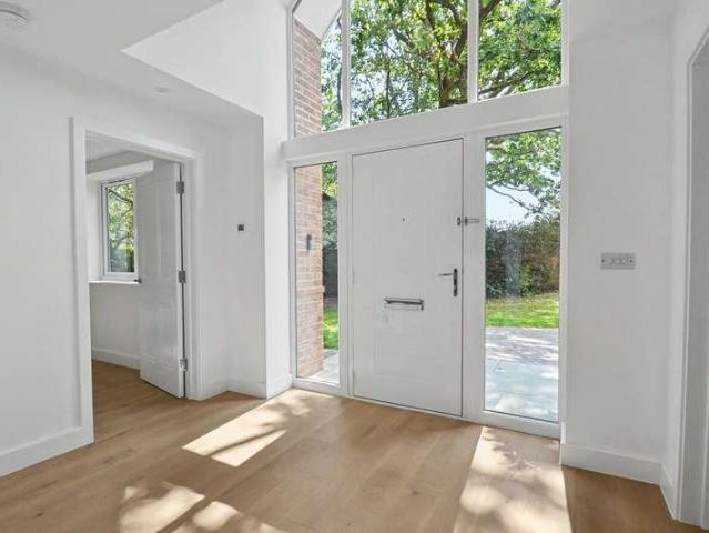 House for sale in Creekmoor, Poole