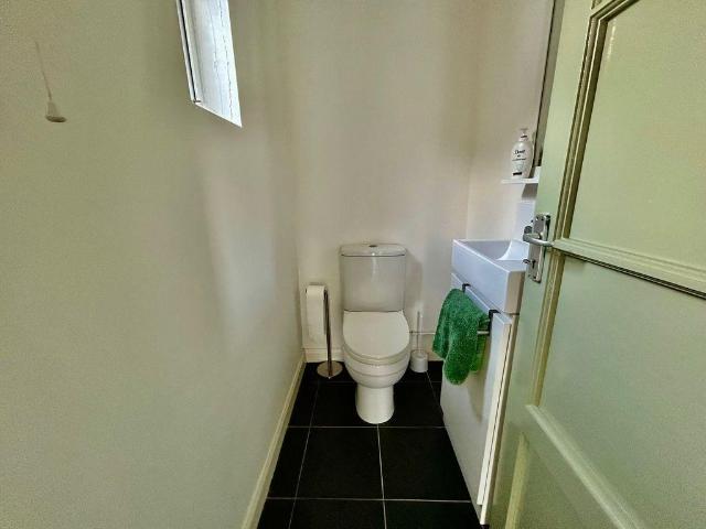 House for sale in Bromsberrow Heath, Gloucestershire