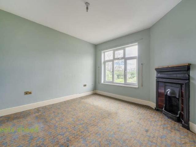 House for sale in London Borough of Croydon, Upper Norwood