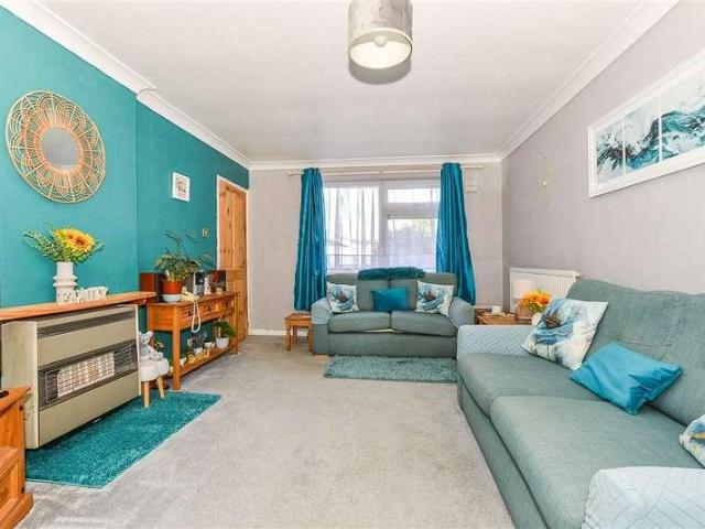 House for sale in South Ashford, Bridgefield