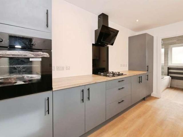 House for sale in Hencastel, Bridgend