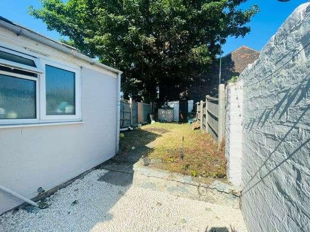 House for sale in Mayer's Green, West Bromwich