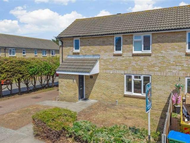 House for sale in Barnehurst, Greater London