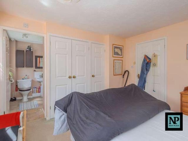 House for sale in Kettlebrook, Staffordshire