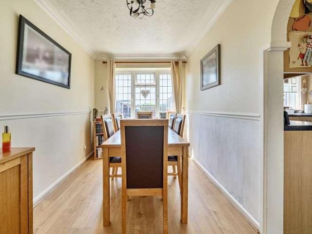 House for sale in Chipping Hill, Essex