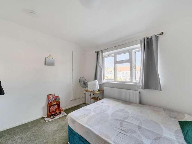 House for sale in Dagenham, Greater London