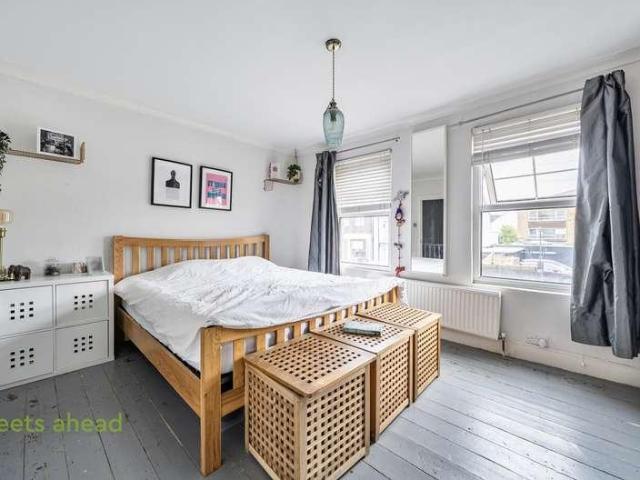 House for sale in London Borough of Croydon, Thornton Heath
