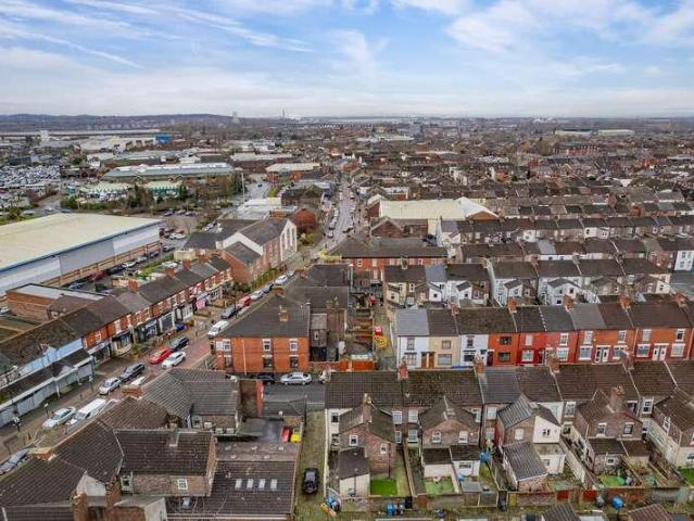 House for sale in Widnes, Appleton