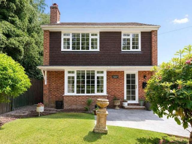 House for sale in Kingswood Firs, Bolton Low Houses