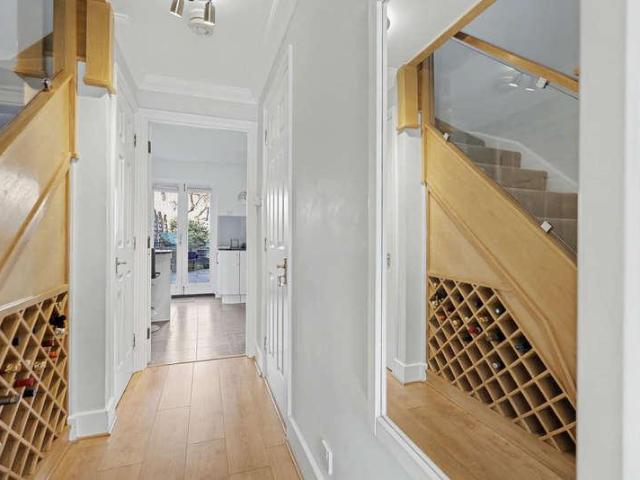 House for sale in Isle Of Dogs, Greater London