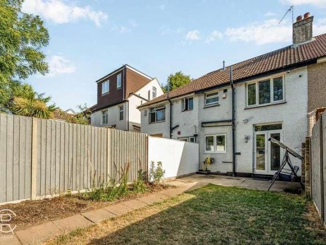 House for sale in London Borough of Ealing, Hanwell