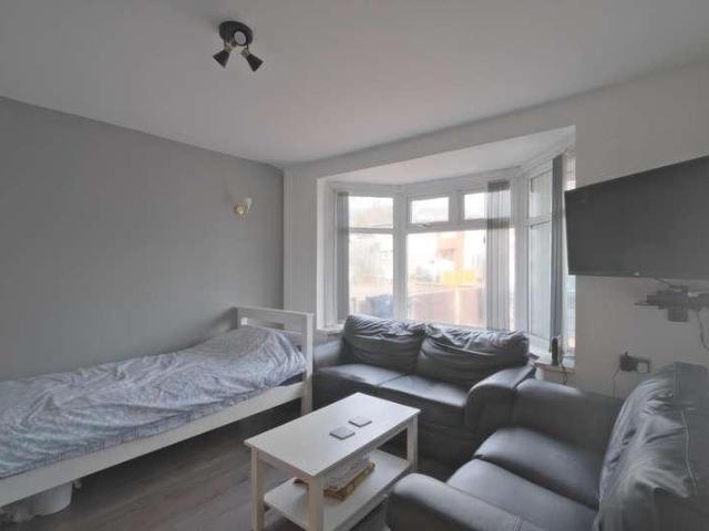 House for sale in Yardley Wood, West Midlands
