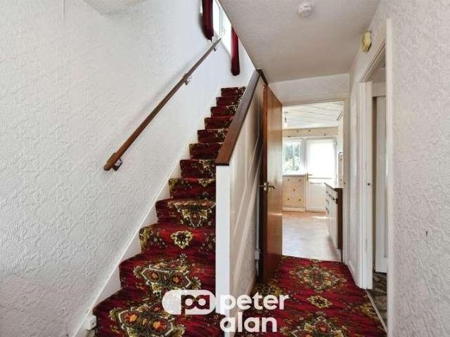House for sale in Cimla, Neath