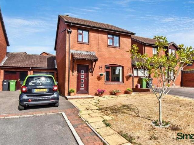 House for sale in Beacon Heath, Watergate