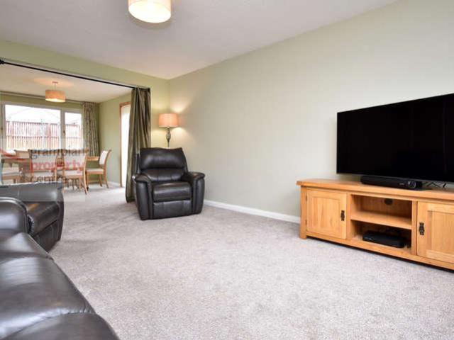 House for sale in New Elgin, Elgin