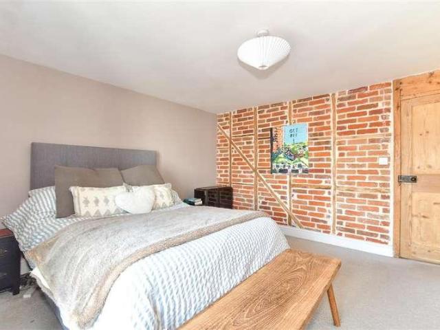 House for sale in Folkestone, Golden Valley