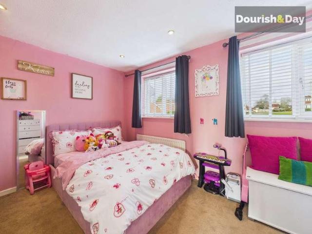 House for sale in Baswich, Staffordshire