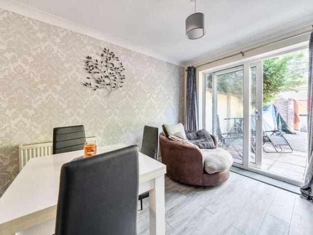 House for sale in Spring Vale, Hampshire