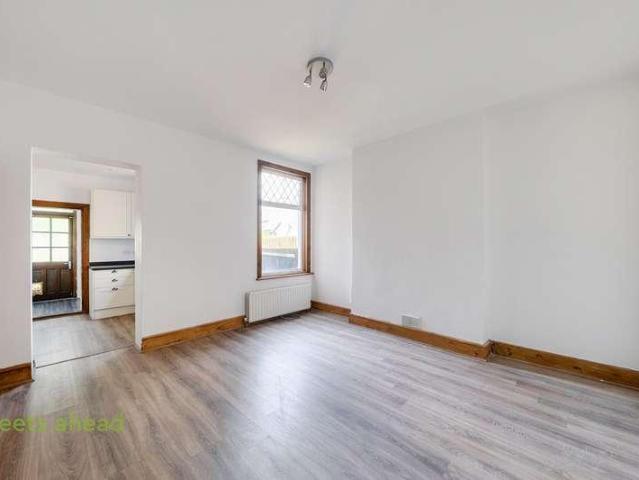 House for sale in London Borough of Croydon, Addiscombe