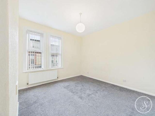 House for sale in Harehills, West Yorkshire