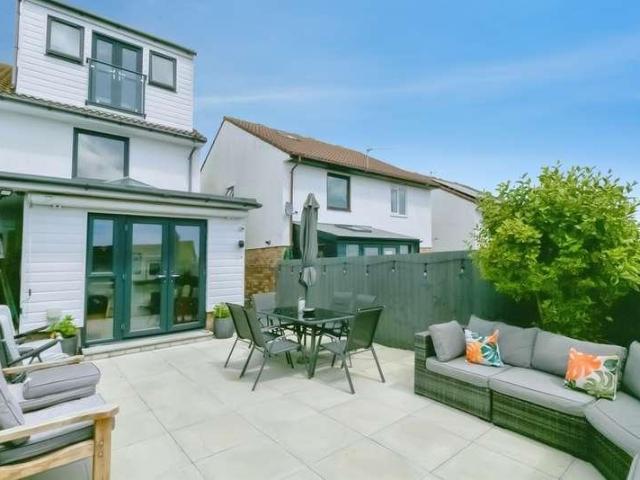 House for sale in Gibbonsdown, Barry