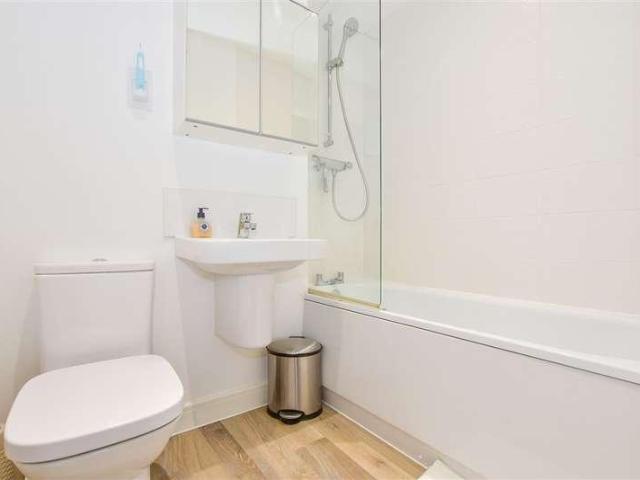 House for sale in Barming, Midway