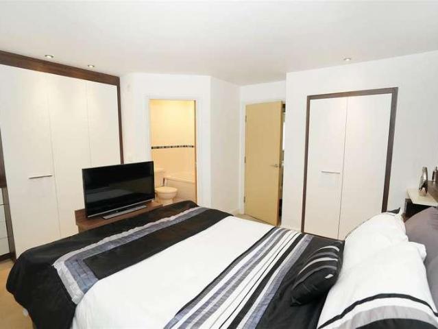 House for sale in Lee Bank, Greater Manchester