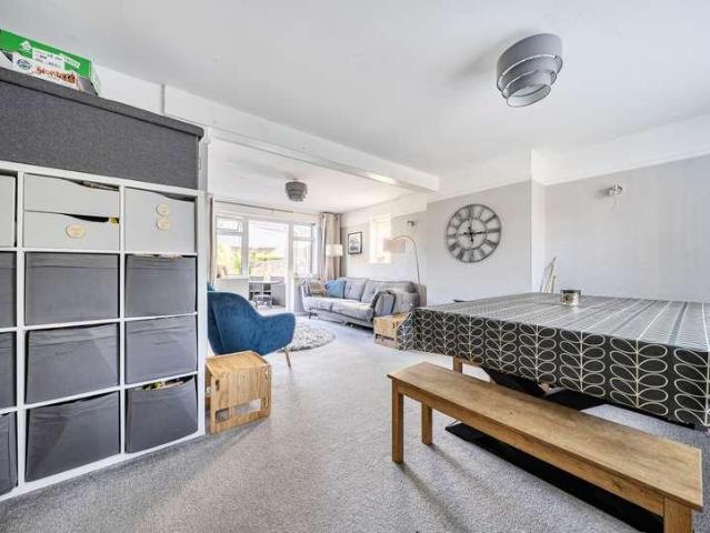 House for sale in Meadvale, Red Hill