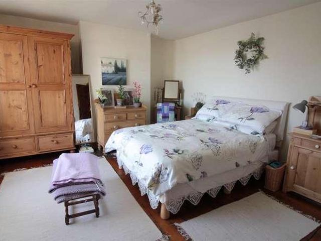 House for sale in Moorhouse, Wakefield