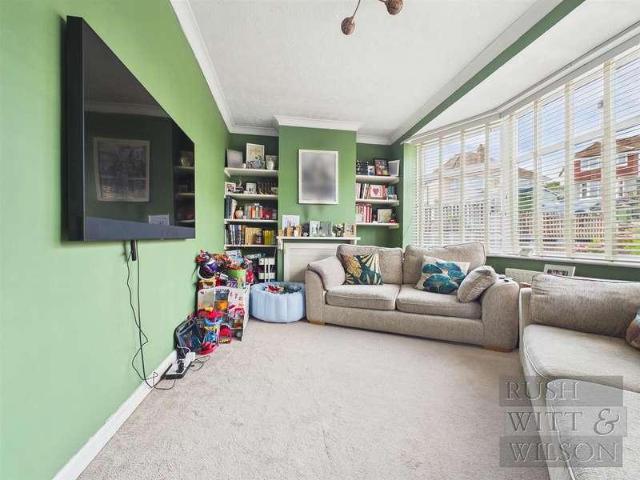 House for sale in Ore, Guestling Green
