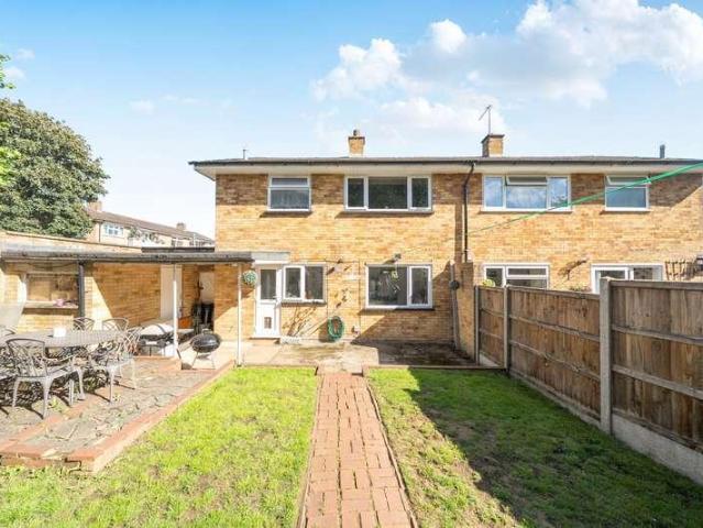 House for sale in Batchworth, Hertfordshire