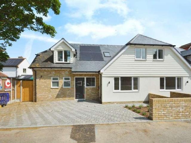 House for sale in St. Peter's, Acol