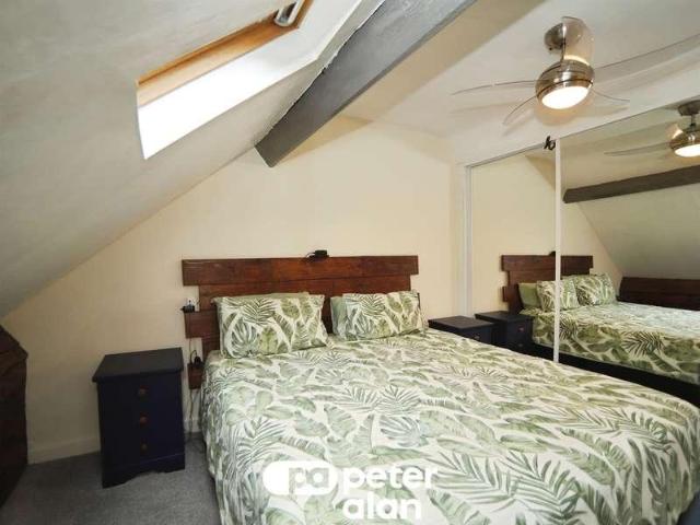 House for sale in Tir-Phil, Deri