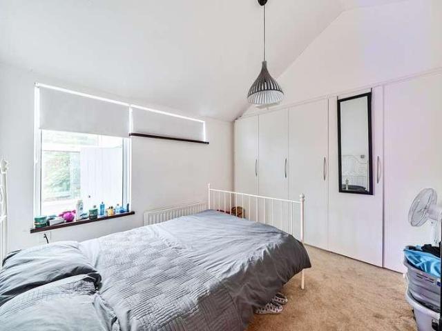 House for sale in Houghton Regis, Central Bedfordshire