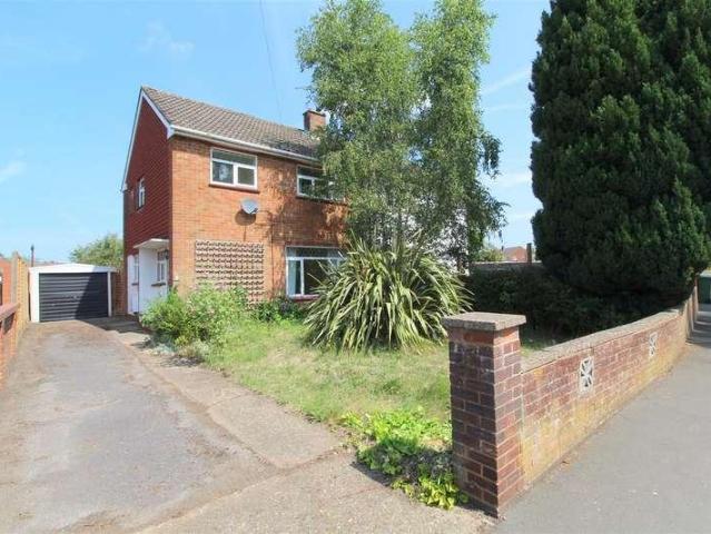 House for sale in Old Dean, Heol-las
