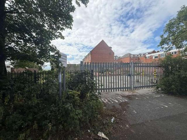 House for sale in Gornal Wood, Coseley